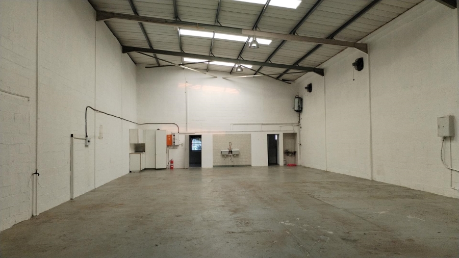 To Let commercial Property for Rent in Killarney Industria Western Cape